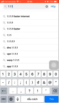 Anh em vào app store và ở ô tìm kiếm gõ 1.1.1.1
